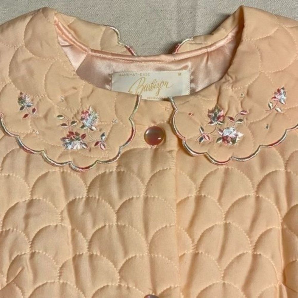 Barbizon Recollection Quilt Robe - Picture 3 of 10